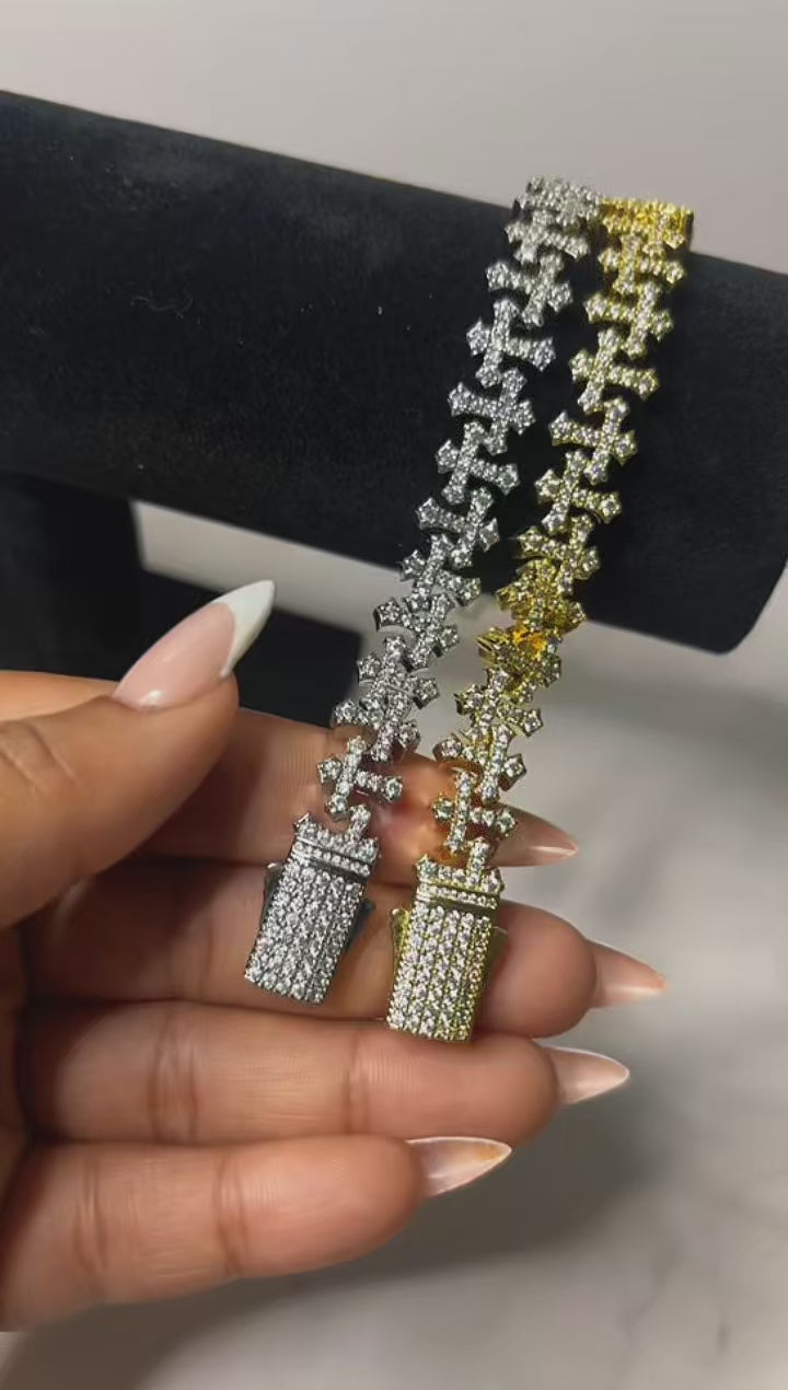 Ice Cross Link Bracelet